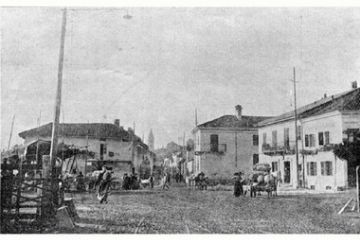 Volpiano ieri e oggi Piazza Mazzini o della Stazione ista da via Brandizzo ieri